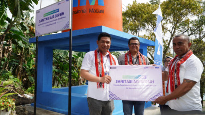 Tingkatkan Kehidupan Warga Pesisir Toisapu, PNM Bangun Akses Air Bersih