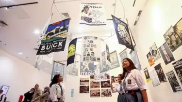 Berita Foto: Gubernur DKI Jakarta Pramono Anung Tinjau Pameran Pustakarsa di TIM