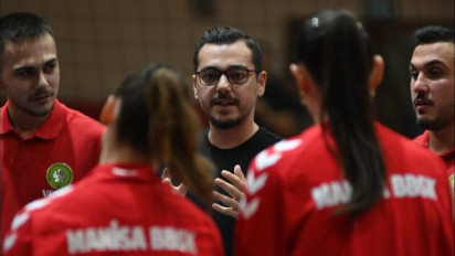 Beda Nasib Dua Tim Liga Voli Turki yang Datangkan Pemain ASEAN Musim Ini, Denizli Kokoh di Puncak Klasemen Sementara Manisa BBSK...