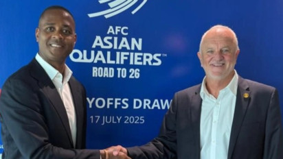 Warga Irak Berbondong-bondong Minta Patrick Kluivert Jadi Pelatih Singa Mespotamia usai Dipecat dari Timnas Indonesia, Gantikan Graham Arnold?