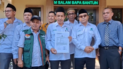 Lecehkan Kiai dan Pesantren, LPBH PWNU Jatim Laporkan Televisi Nasional ke Polda Jatim