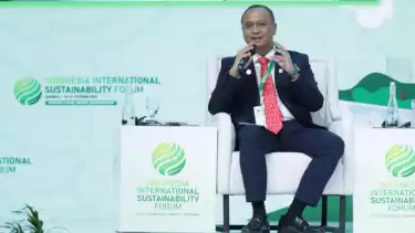 PT Pertamina (Persero) menegaskan komitmennya dalam mendukung transisi energi berkelanjutan melalui pengembangan bahan bakar ramah lingkungan.