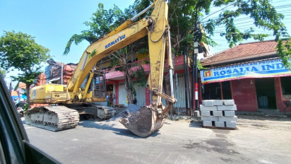 Alat Berat Dihentikan saat Melintas di Jalan Umum, TKN Soroti Keselamatan Lalu Lintas