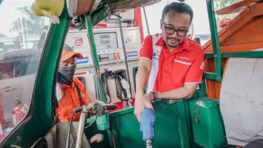 Direksi Pertamina turun langsung ke lapangan untuk memastikan pelayanan.