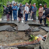 Banjir Memutus Akses Jalan Lintas Kecamatan di Aceh Barat
