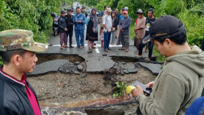 Banjir Memutus Akses Jalan Lintas Kecamatan di Aceh Barat