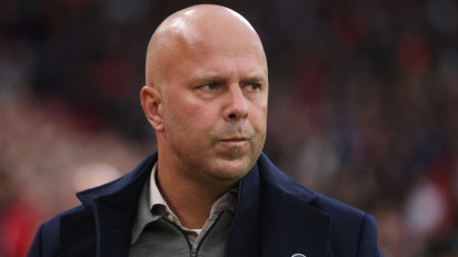 Liverpool di Ujung Tanduk! Arne Slot Desak Kebangkitan The Reds Lawan Manchester United