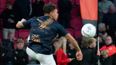 Dean James Respons Pemecatan Patrick Kluivert