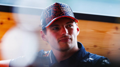 Pangkas Jarak dengan Duo McLaren, Hasil F1 GP Amerika Serikat 2025 Beri Harapan untuk Max Verstappen Rebut Gelar Juara