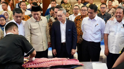 Satu Tahun Kinerja Pangan Nasional, Menko Zulhas: 0% Impor, Surplus 4 Juta Ton Beras