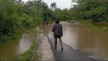 BPBD Simeulue Kerahkan Personel Tangani Banjir di Tiga Desa