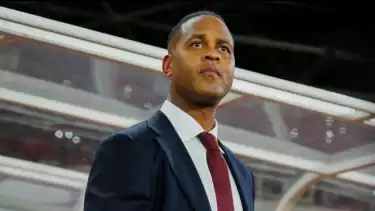 Dua Bulan Lalu Patrick Kluivert Gembar-gembor soal Mimpinya Bersama Timnas Indonesia, Ingin Ini Itu, Faktanya, Dipecat