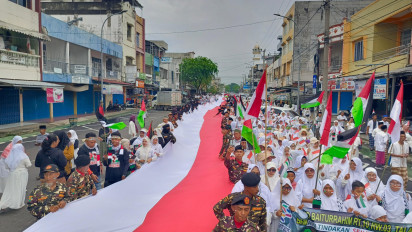Momentum Hari Santri Nasional, Ribuan Warga Lahat Gelar Aksi Solidaritas untuk Palestina
