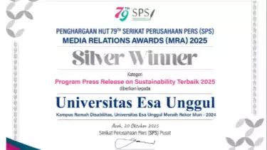 Sertifikat Penghargaan SPS untuk Biro Humas Universitas Esa Unggul.