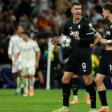 Sekalipun Dusan Vlahovic Segera Perpanjang Kontrak, Juventus Masih Buru Randal Kolo Muani Jelang Bursa Transfer