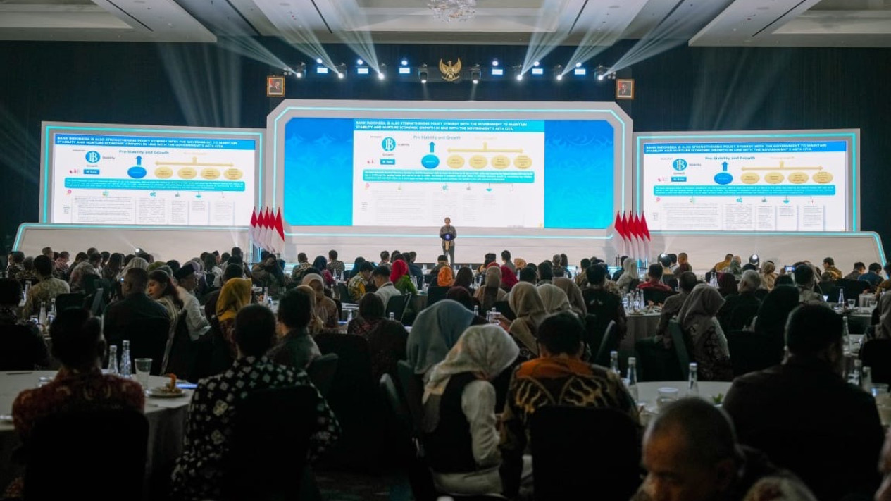 Rp76 Triliun Investasi Ditawarkan di EJIF 2025, Jatim Pikat Investor Dunia
            - galeri foto