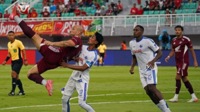 Resmi Dalam Waktu Dekat! PSM Makassar Sepakati Pelatih Asing Top di 3 Benua Dunia