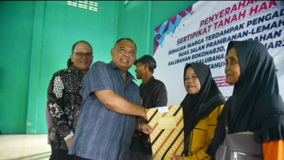 113 Warga Sleman yang Terdampak Proyek Jalan Prambanan-Lemahbang Resmi Kantongi Sertifikat