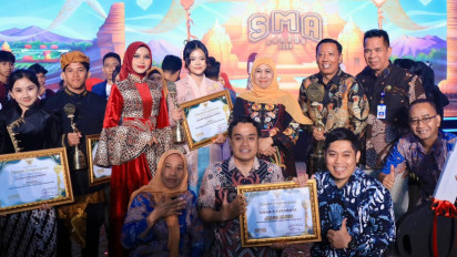SMA Award Jatim Diikuti 174.858 Peserta Pecahkan Dua Rekor MURI