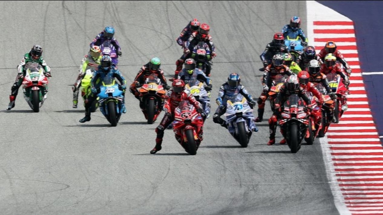 Update Line-up Pembalap MotoGP 2027: Luca Marini Resmi Gabung KTM Tech3, Masih Ada 6 Kursi Kosong
            - galeri foto