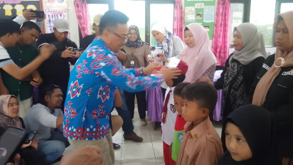 Ribuan Siswa Di Nunukan Dapatkan Seragam Sekolah Secara Gratis