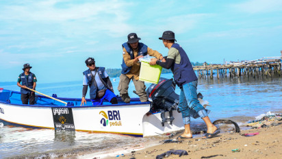 BRI Peduli Salurkan Perahu Literasi, Dorong Peningkatan Kualitas Pendidikan di Wilayah Pesisir Tolitoli