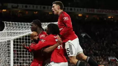 Manchester United mengalahkan Brighton 4-2