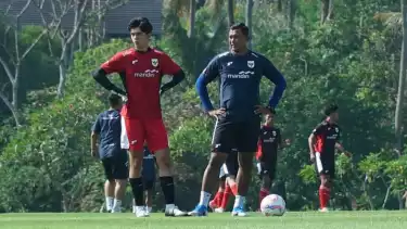 Mike Rajasa saat ikut TC Timnas Indonesia U-17 di Bali