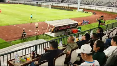 Erick Thohir Hadir di Laga Dewa United Vs Phnom Penh Crown FC di AFC Challenge League 2025-2026