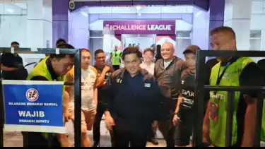 Momen Erick Thohir Tolak Ladeni Pertanyaan Wartawan usai Dewa United Gagal Kalahkan 10 Pemain Phnom Penh Crown di AFC Challenge League