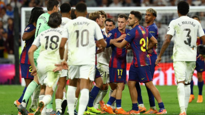 Real Madrid vs Barcelona: Kalah 1-2 di Santiago Bernabeu, Lamine Yamal Dkk Gagal Kudeta Puncak Klasemen