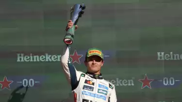 Pembalap McLaren, Lando Norris juara di F1 GP Meksiko 2025.