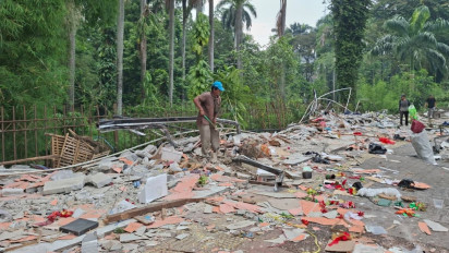 Meski Kios Sudah Digusur, Pedagang Pasar Burung Barito Ogah Pindah ke Lenteng Agung