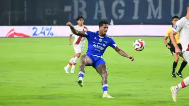 Bojan Pasang Badan Untuk Ramon Tanque yang Belum Kunjung Cetak Gol untuk Persib