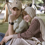 Setelah Hapus Foto Suaminya yang Anggota Ormas, Larissa Chou Lebih Sering Tampil Bersama Sosok ini…