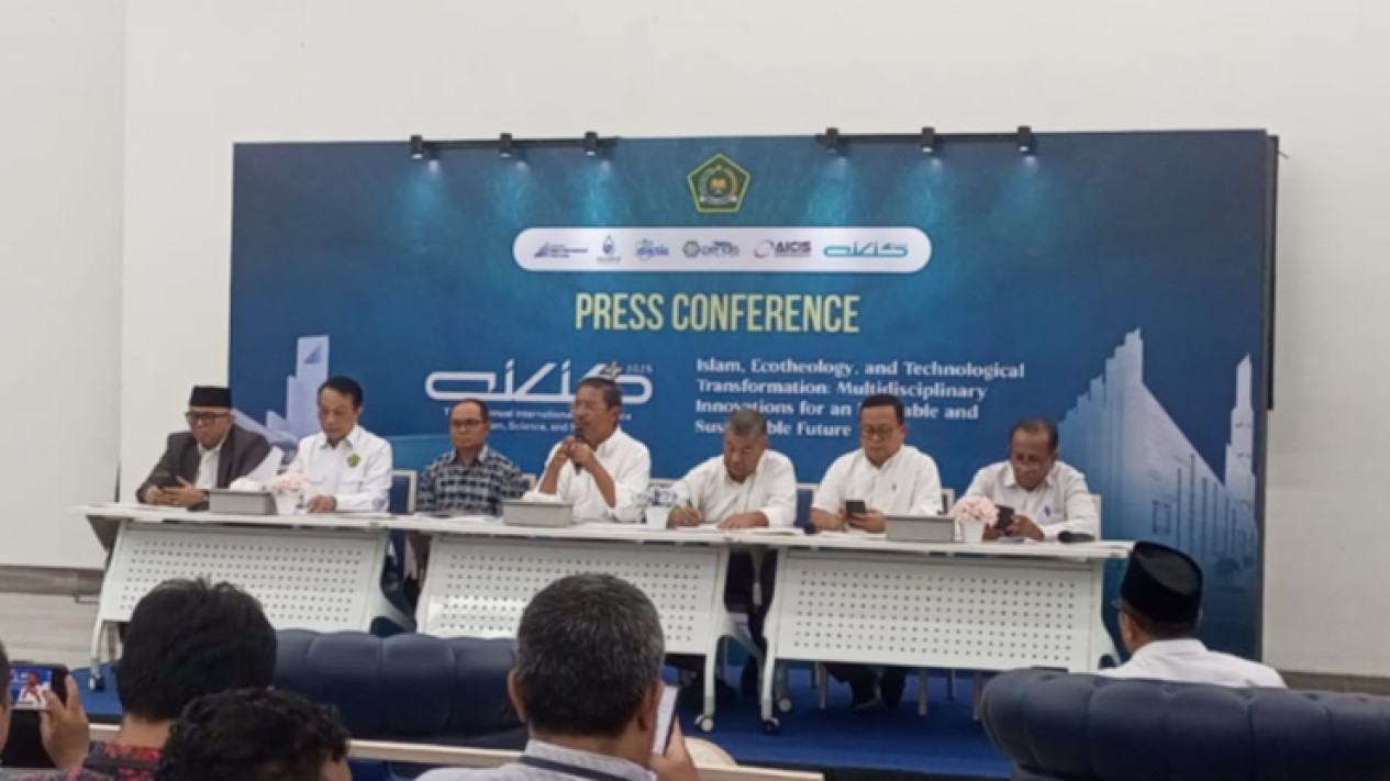 Kemenag dan UIII Gelar Konferensi Internasional AICIS+ 2025, Kumpulkan Ilmuwan Dunia untuk Bedah Ekoteknologi hingga AI
            - galeri foto