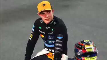 Pembalap McLaren Oscar Piastri