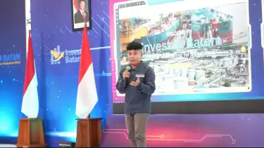 Research Fellow Pusat Kajian ASEAN dan Daya Saing Politeknik Negeri Batam Billy Mambrasar