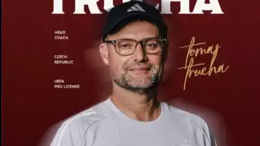 Gantikan Bernardo Tavares, Tomas Trucha Siap Hadapi Tantangan Berat Bersama PSM Makassar!