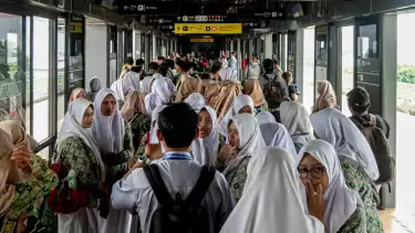 Berita Foto: Kenaikan Tarif Transjakarta Masih Dikaji Dishub DKI Jakarta