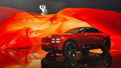 Mobil Kekaisaran Jepang Toyota Century Generasi Terbaru Diperkenalkan di JMS 2025