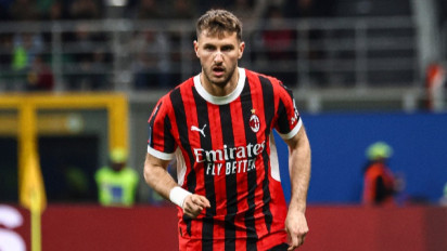 Pulih di Waktu yang Salah, Santiago Gimenez Kembali ke Skuad Saat AC Milan Siap Melepasnya