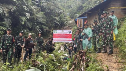 Kemenhut Hancurkan 31 Tenda Biru Tambang Emas Ilegal di TNGHS