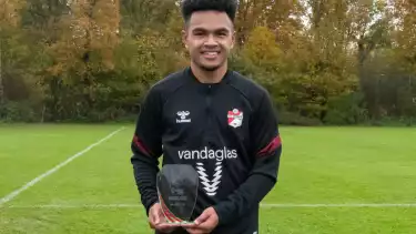 Pemain Keturunan Indonesia, Djenahro Nunumete