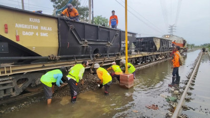 Perbaikan Rel di Semarang, Target Hari Ini Kereta Sudah Bisa Lewat di Kecepatan 60 Km/Jam