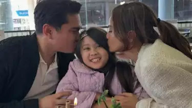 Acha Septriasa dan Vicky Kharisma bersama putrinya, Bridgia Kalina Kharisma