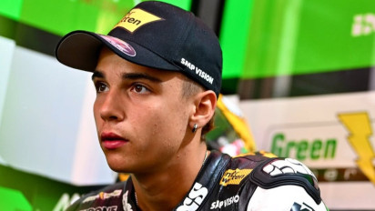 Negosiasi dengan Noah Dettwiler Tertunda, Paolo Simoncelli Tetap Optimis Rider Muda Swiss itu akan Gabung ke...