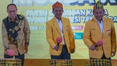 Bahlil Minta Golkar Tak Berpuas Diri, Targetkan Kursi Partai Melonjak pada Pemilu 2029