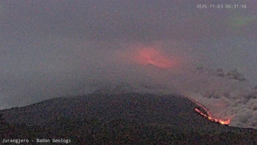 Gunung Merapi Luncurkan Awan Panas hingga 1,6 Km ke Arah Barat Daya, Status Masih Siaga