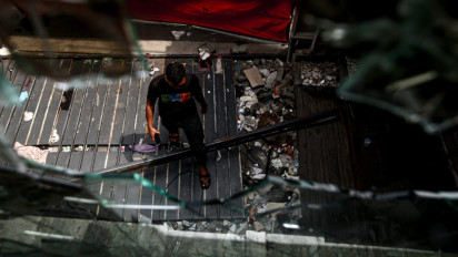 Dari Penjarahan Brutal ke Pembongkaran: 6 Fakta Mengejutkan Rumah Ahmad Sahroni